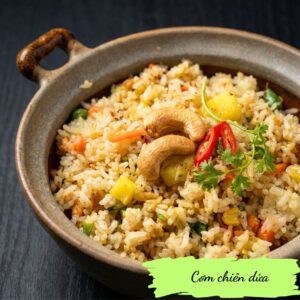 Pineapple fried rice - Cơm chiên dứa